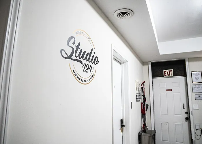 Stay 424 Hostel Chicago