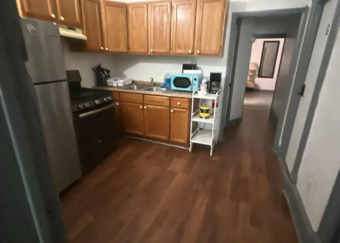 Hostel 424